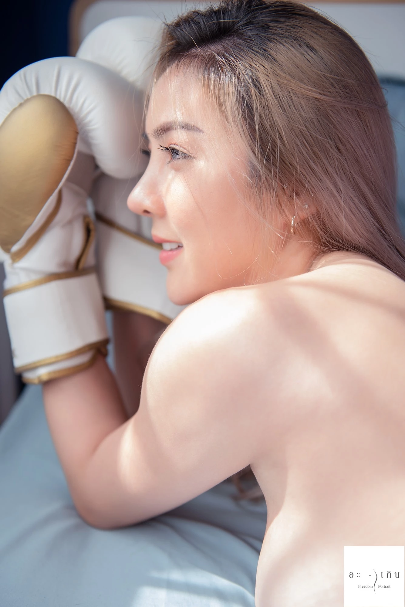 น้องอูมามิ มีชื่อจริงว่า โสรยา อุภัยพรม สาวสวยมากเสน่ห์ มากความสามารถ